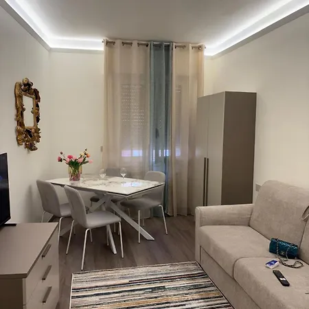 아파트 Welcome Riviera-mazzini 30- Bagno E Arredamenti Nuovi- Centralissimo A 100 M Dalle Spiaggie-parcheggio A 20 Euro Al Giorno, Da Prenotare