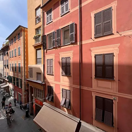 Apartment Welcome Riviera-mazzini 30 Ristrutturato Aprile 2025- Bagno E Arredamenti Nuovi- Centralissimo A 100 M Dalle Spiaggie - Vicinissimo A Ristoranti Bar Supermercati La Scelta Ideale Per Un Perfetto Parcheggio A 15 Euro Al Giorno, Da Prenotare Rapallo