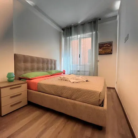 Apartment Welcome Riviera-mazzini 30 Ristrutturato Aprile 2025- Bagno E Arredamenti Nuovi- Centralissimo A 100 M Dalle Spiaggie - Vicinissimo A Ristoranti Bar Supermercati La Scelta Ideale Per Un Perfetto Parcheggio A 15 Euro Al Giorno, Da Prenotare Rapallo