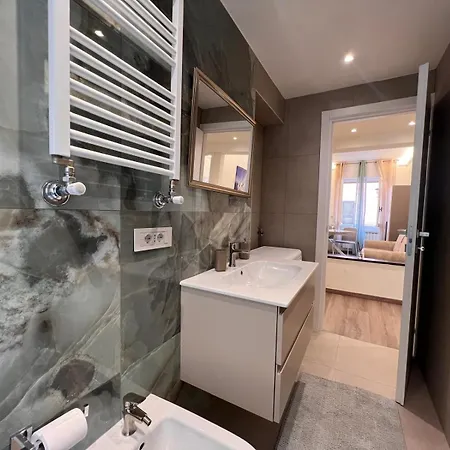 Welcome Riviera-mazzini 30- Bagno E Arredamenti Nuovi- Centralissimo A 100 M Dalle Spiaggie-parcheggio A 20 Euro Al Giorno, Da Prenotare *