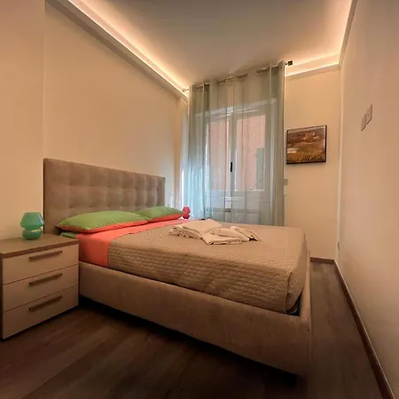 Apartment Welcome Riviera-mazzini 30 Ristrutturato Aprile 2025- Bagno E Arredamenti Nuovi- Centralissimo A 100 M Dalle Spiaggie - Vicinissimo A Ristoranti Bar Supermercati La Scelta Ideale Per Un Perfetto Parcheggio A 15 Euro Al Giorno, Da Prenotare Rapallo