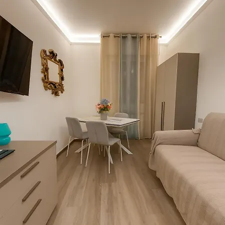 Welcome Riviera-mazzini 30- Bagno E Arredamenti Nuovi- Centralissimo A 100 M Dalle Spiaggie-parcheggio A 20 Euro Al Giorno, Da Prenotare