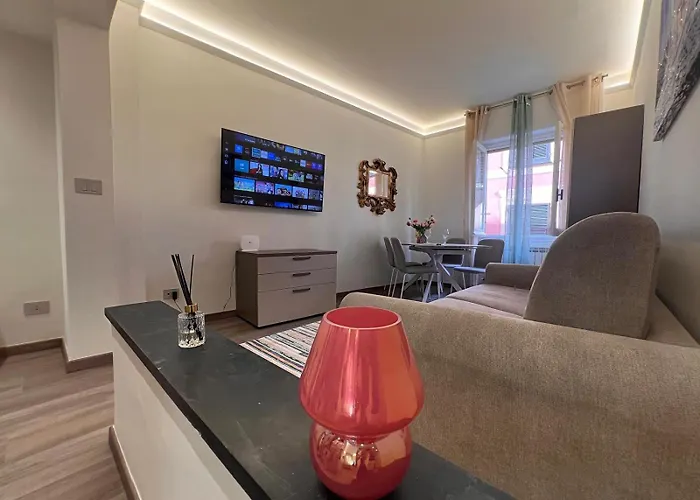 Welcome Riviera-mazzini 30- Bagno E Arredamenti Nuovi- Centralissimo A 100 M Dalle Spiaggie-parcheggio A 15 Euro Al Giorno, Da Prenotare Apartmán Rapallo